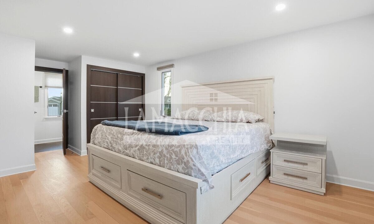 Photo of Bedroom in East Falmouth