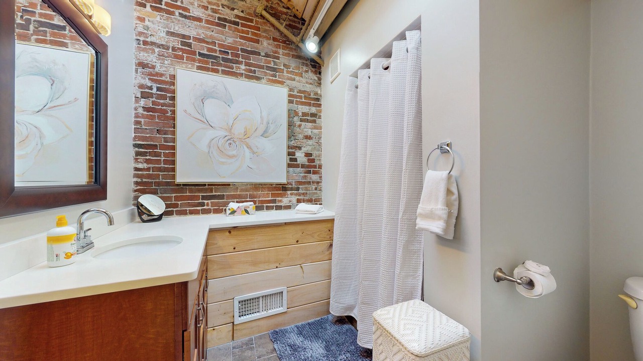 Photo of Bathroom in Government Center