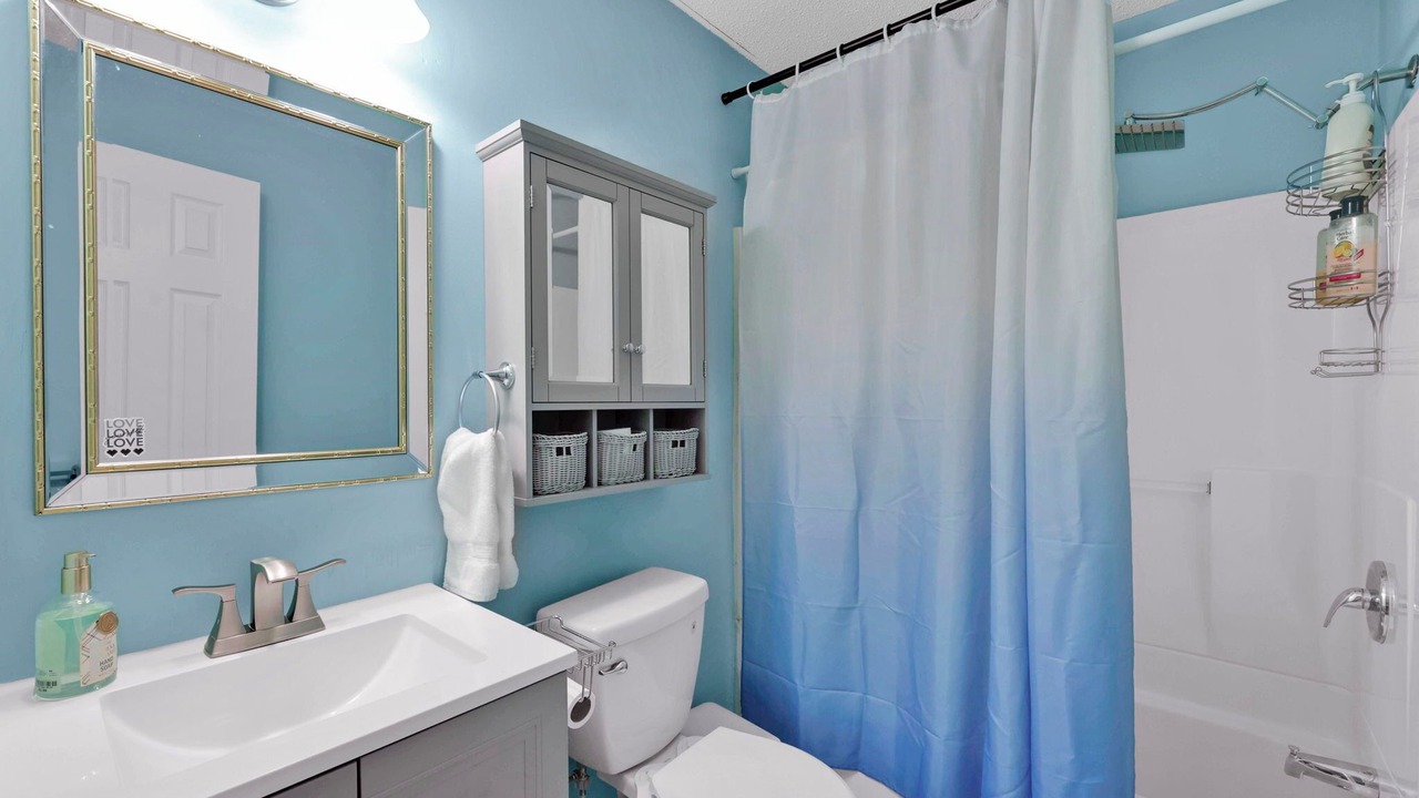 Photo of Bathroom in Asylum Hill