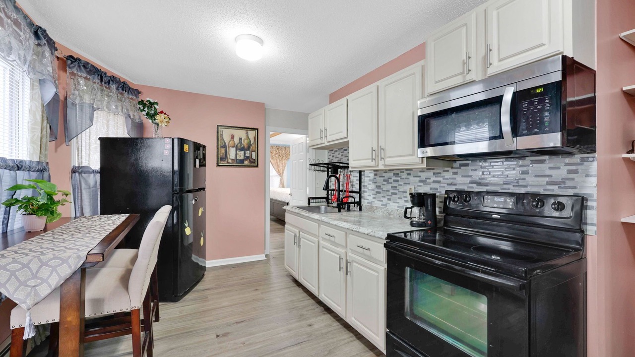 Photo of Kitchen in Asylum Hill