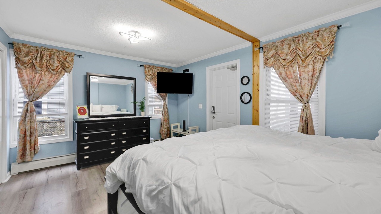 Photo of Bedroom in Asylum Hill