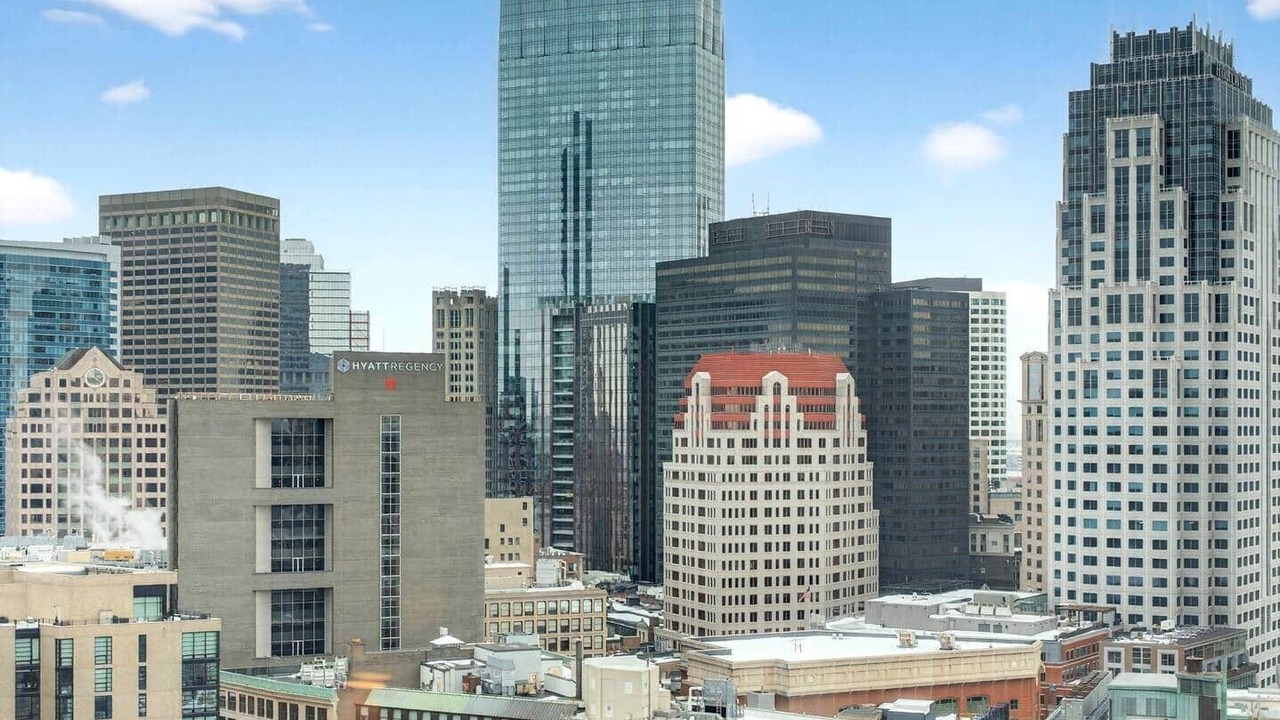 Photo of Others in Downtown Boston