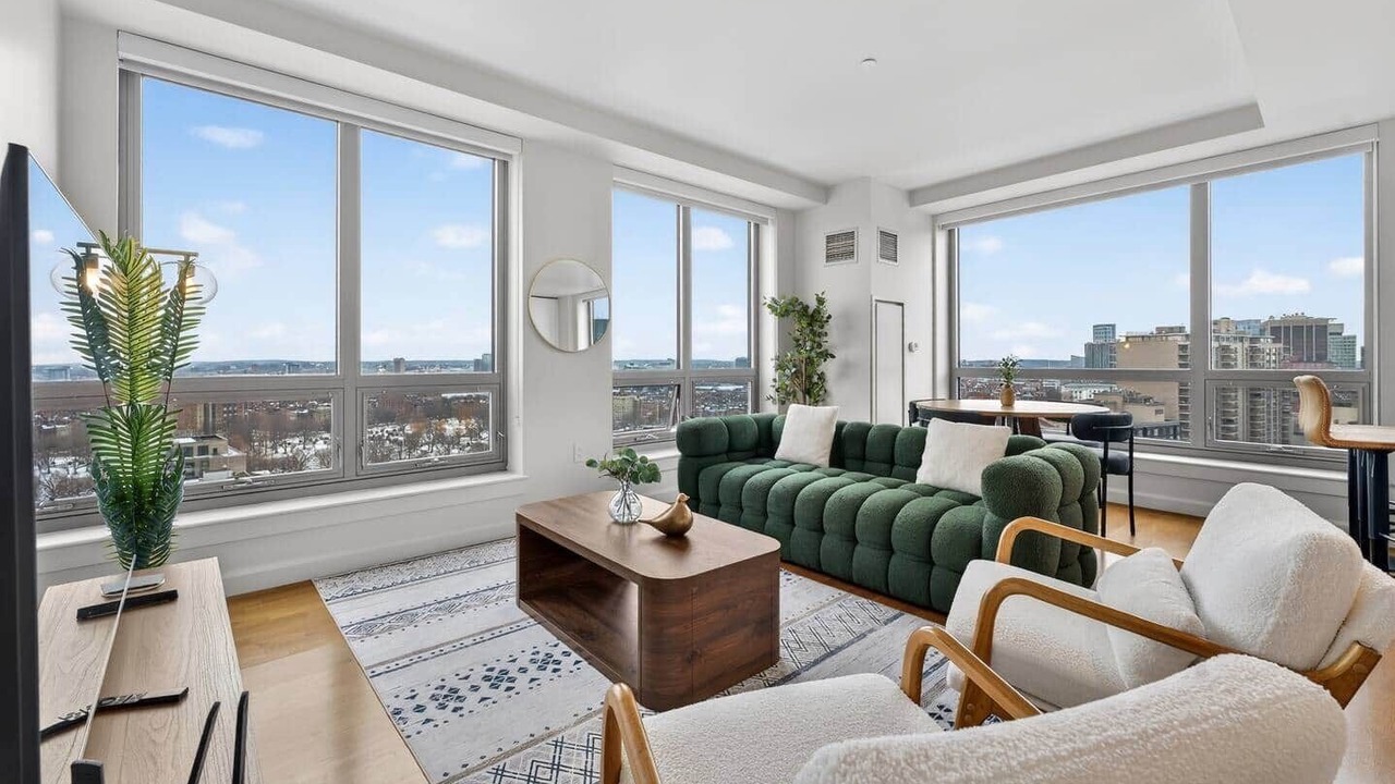 Photo of Livingroom in Downtown Boston