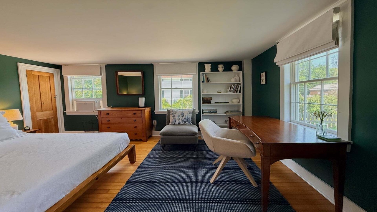 Photo of Bedroom in West Stockbridge