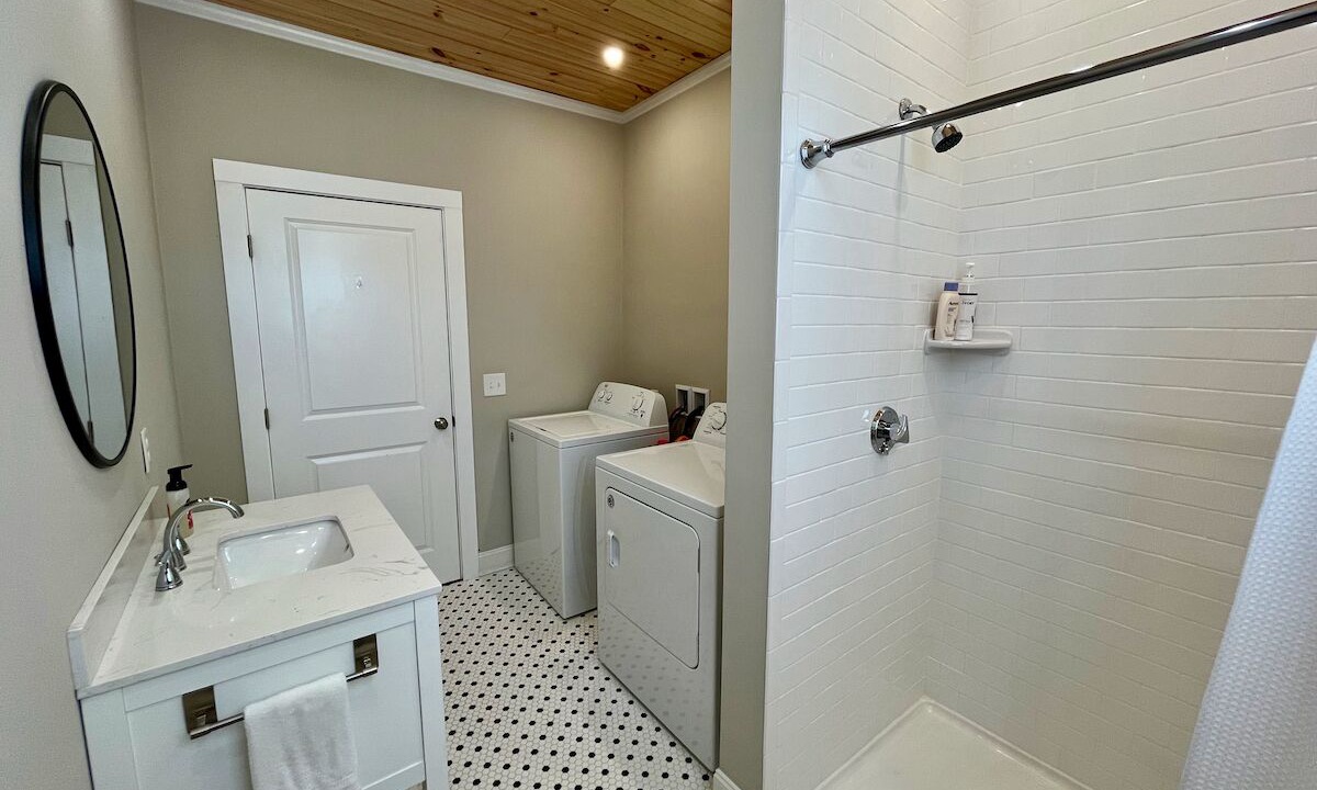 Photo of Bathroom in Glendale