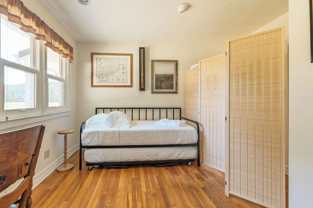 Photo of Bedroom in West End