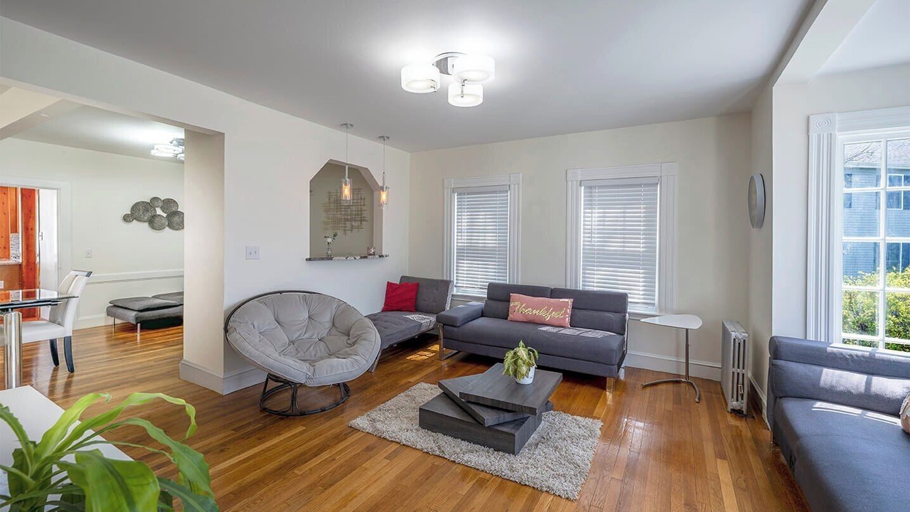 Photo of Livingroom in Avon