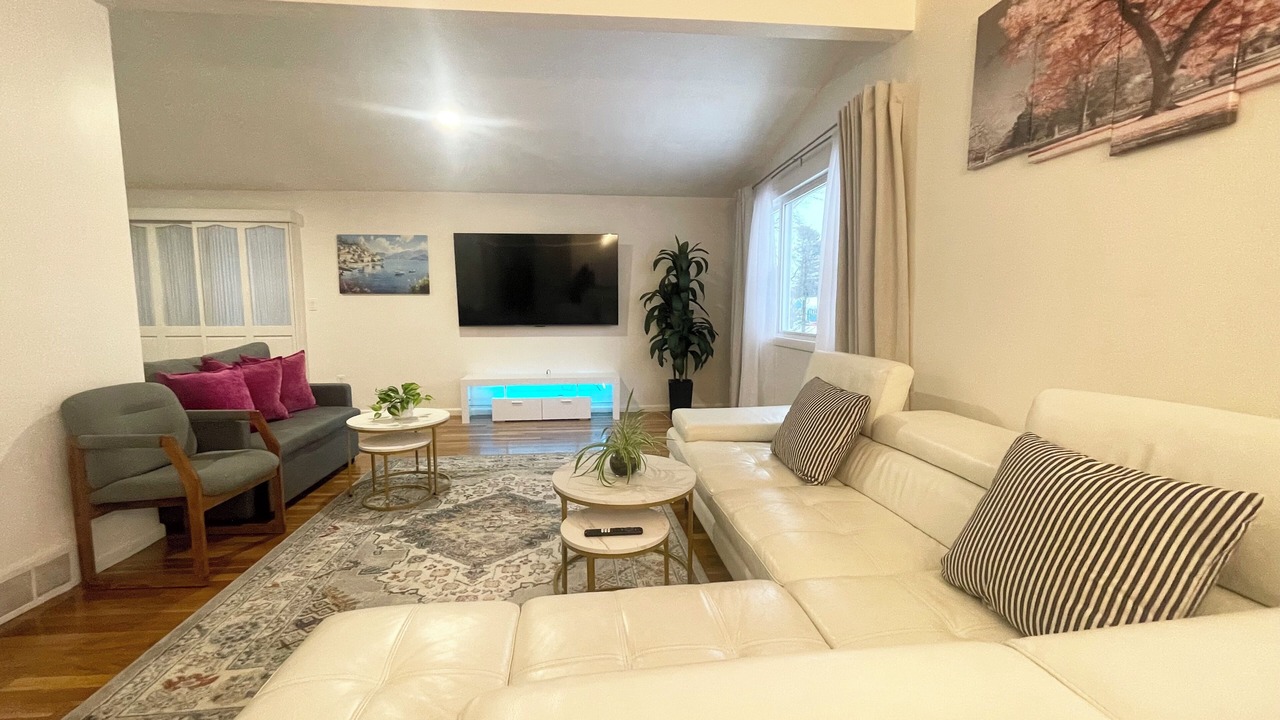 Photo of Livingroom in Framingham