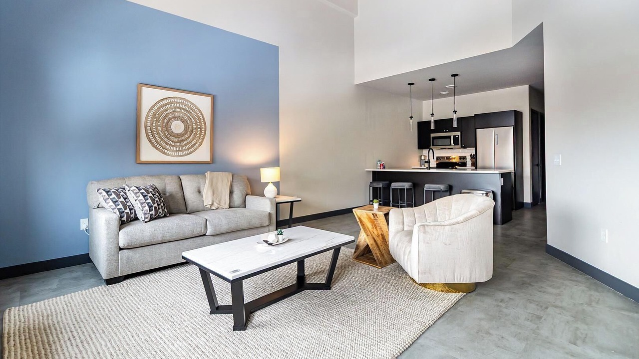Photo of Livingroom in Downtown Hartford