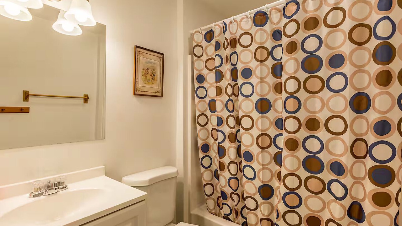 Photo of Bathroom in Londonderry