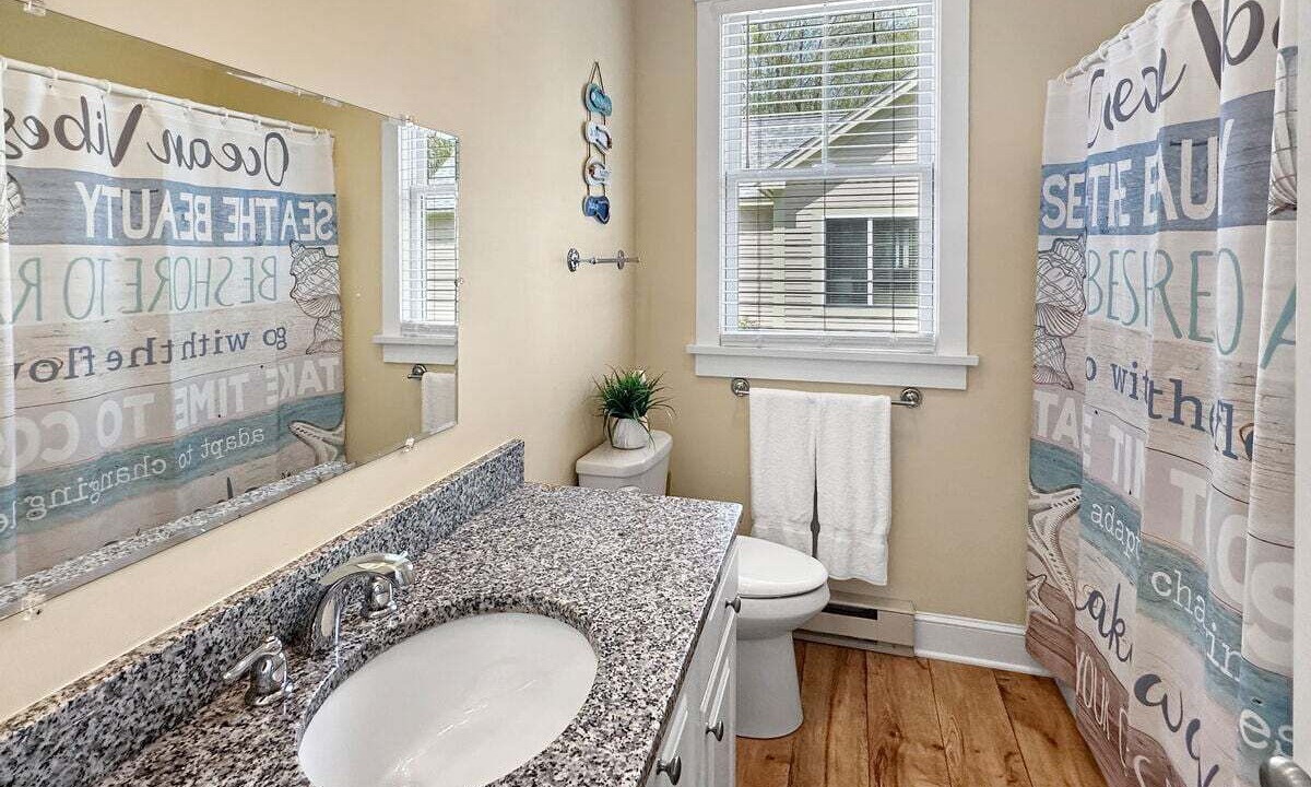 Photo of Bathroom in Ogunquit - Wells