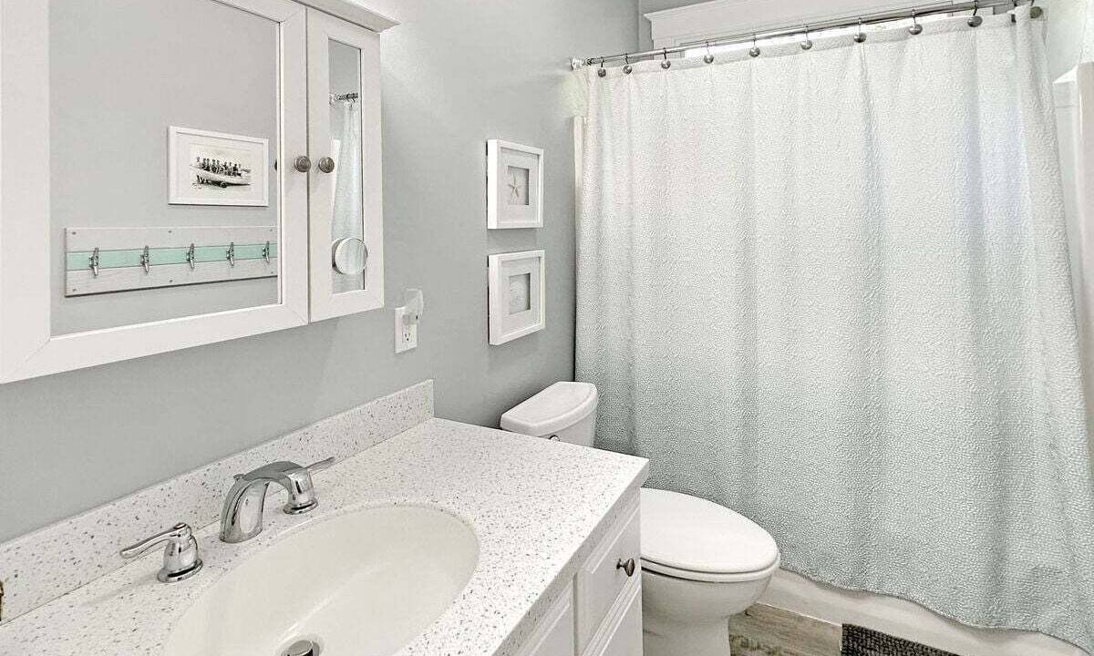 Photo of Bathroom in Ogunquit - Wells