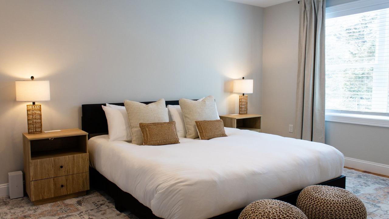 Photo of Bedroom in Saunderstown