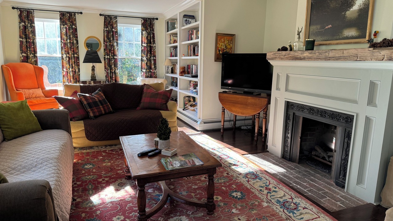 Photo of Livingroom in Williamsville
