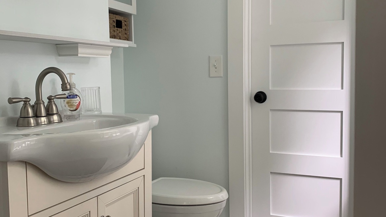Photo of Bathroom in Williamsville