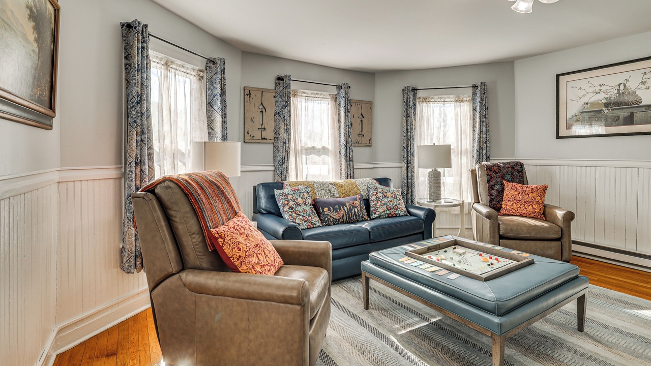 Photo of Livingroom in New London