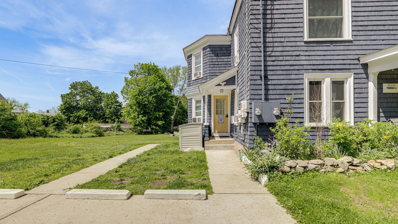 Photo of Outdoor in New London