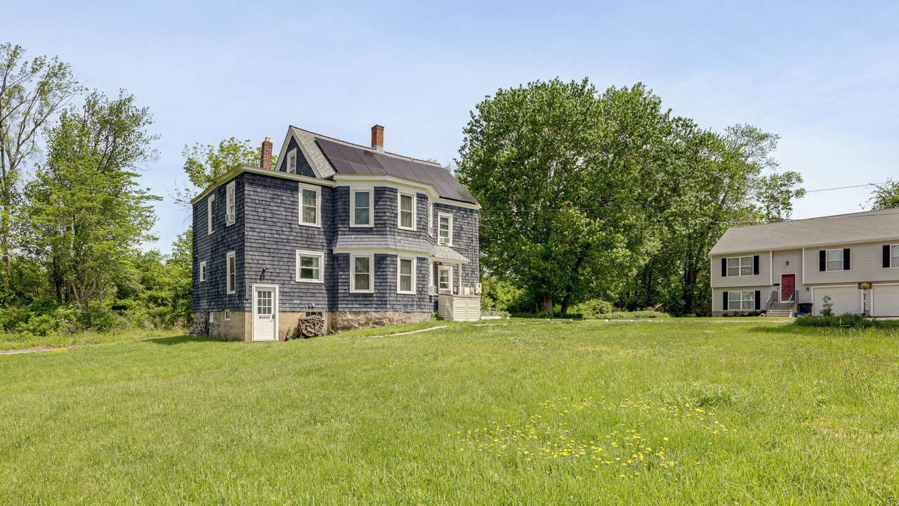 Photo of Outdoor in New London