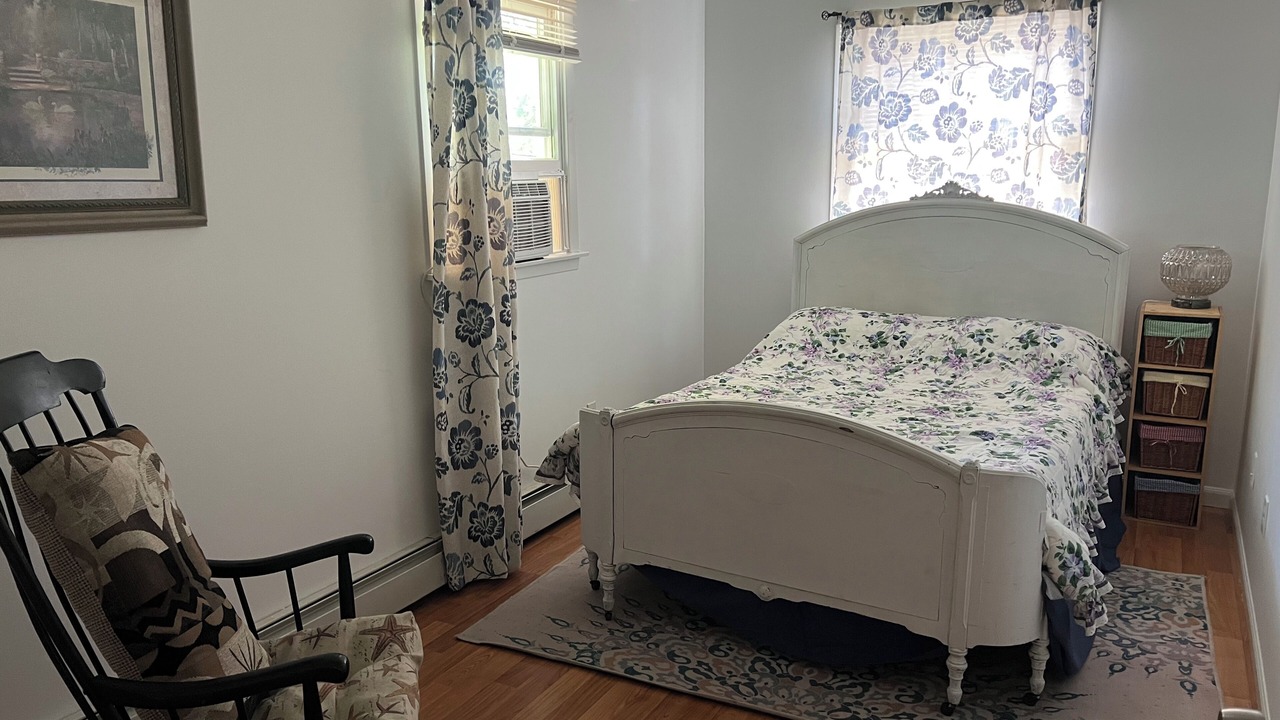 Photo of Bedroom in Commack