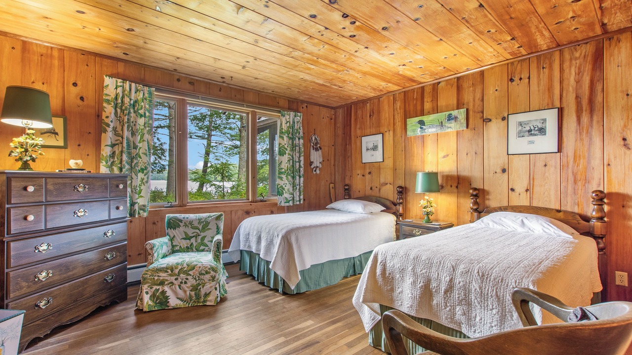 Photo of Bedroom in Center Harbor