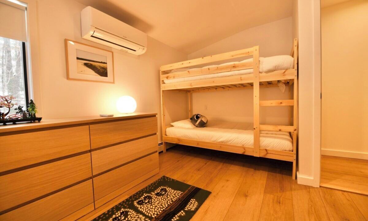 Photo of Bedroom in Raymond