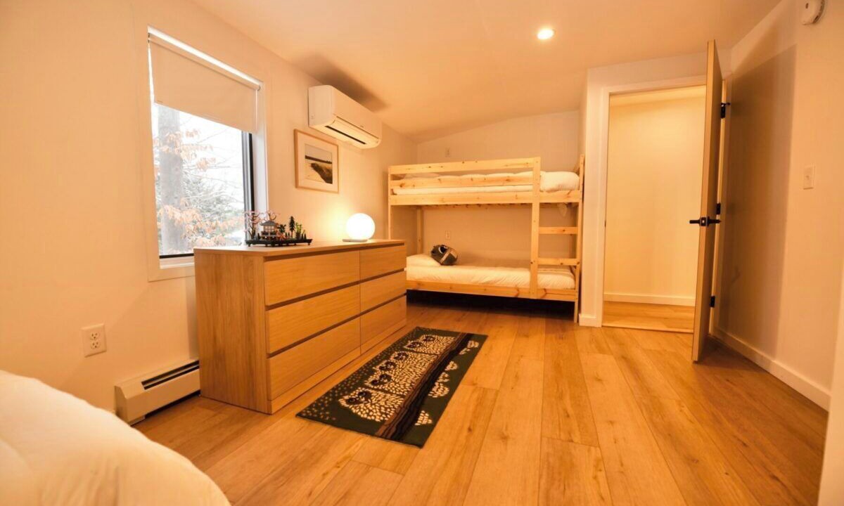 Photo of Bedroom in Raymond