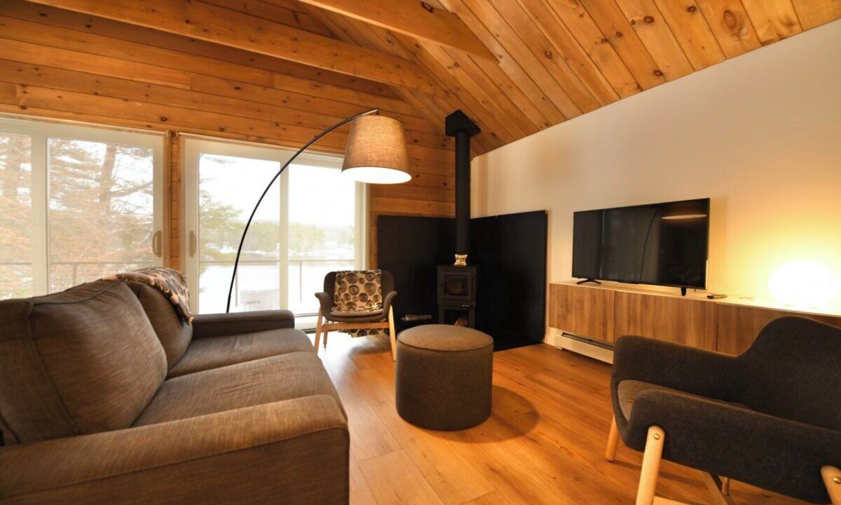 Photo of Livingroom in Raymond