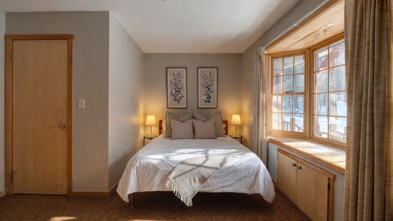 Photo of Bedroom in Wardsboro