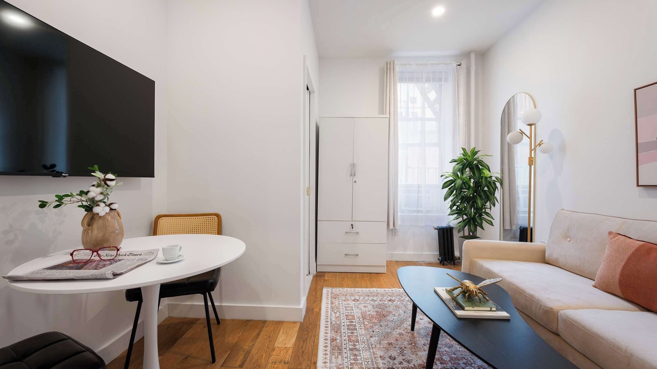 Photo of Livingroom in Chinatown