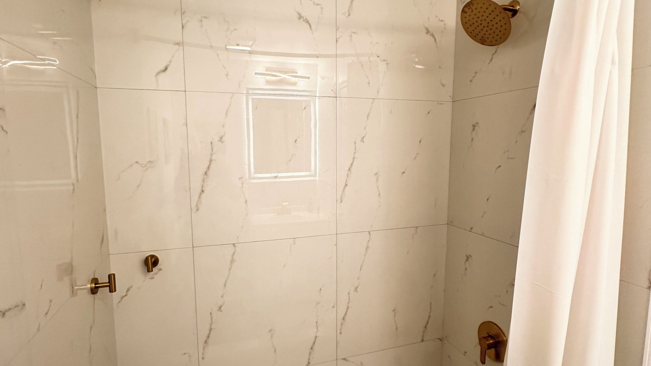 Photo of Bathroom in Newark