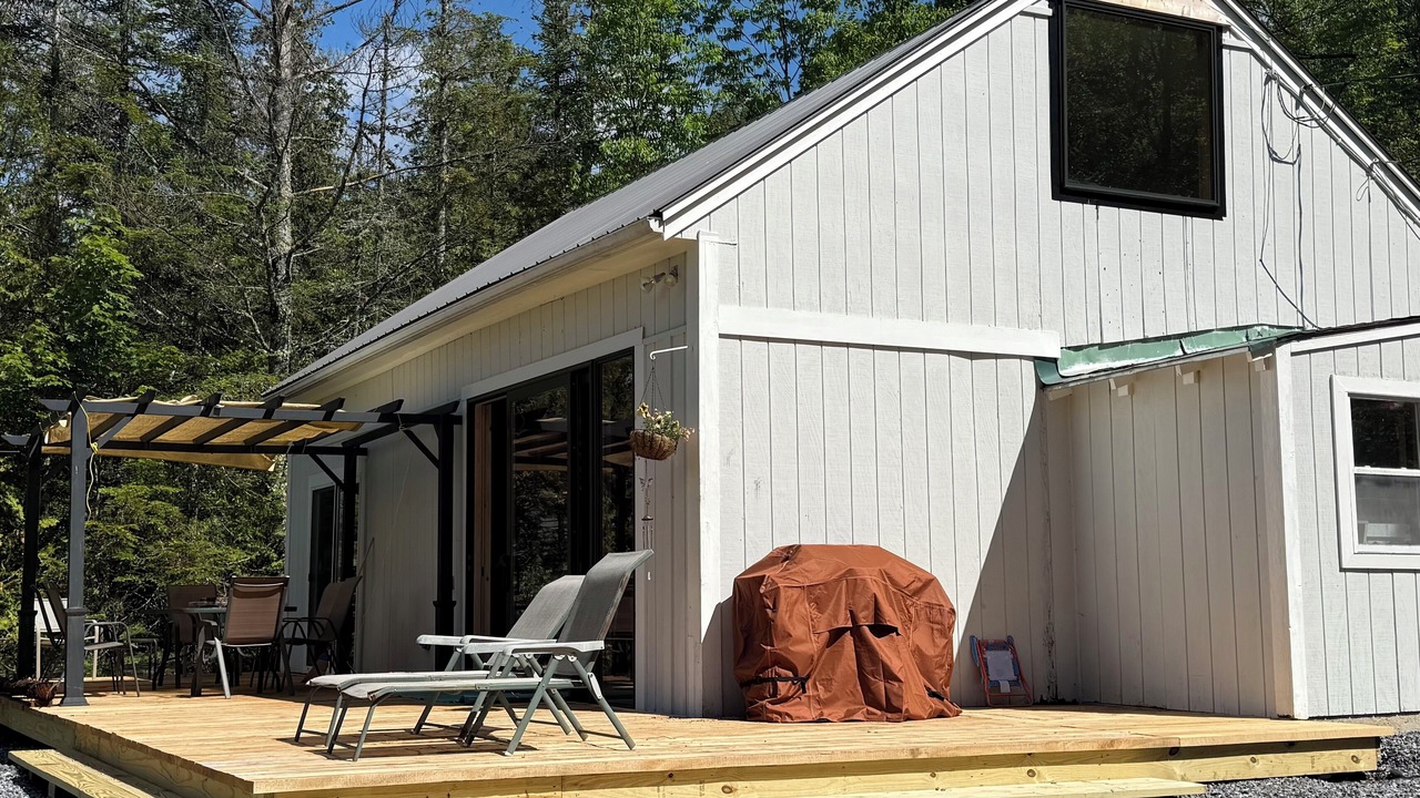Photo of Outdoor in Glover