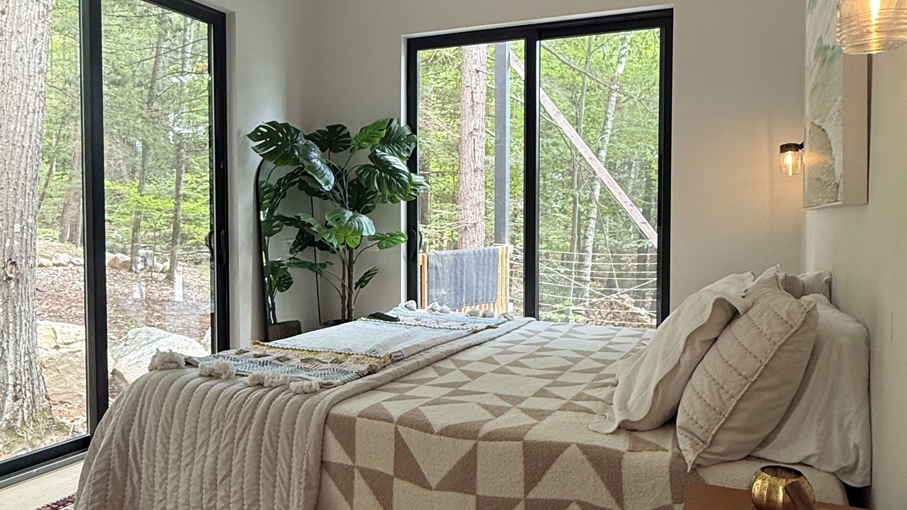 Photo of Bedroom in Alton Bay
