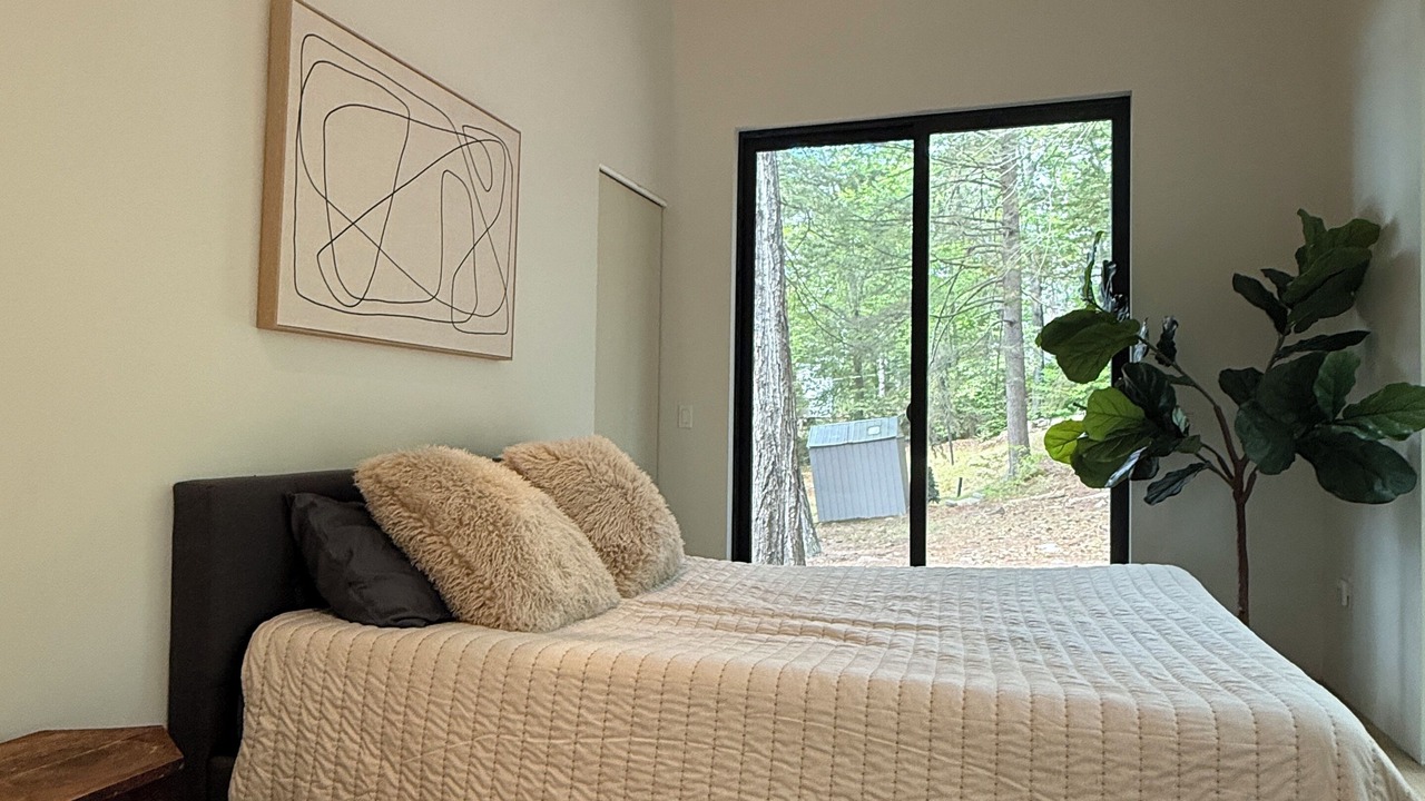 Photo of Bedroom in Alton Bay