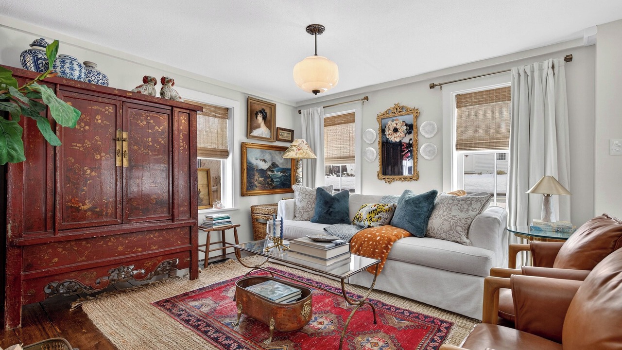 Photo of Livingroom in Clinton