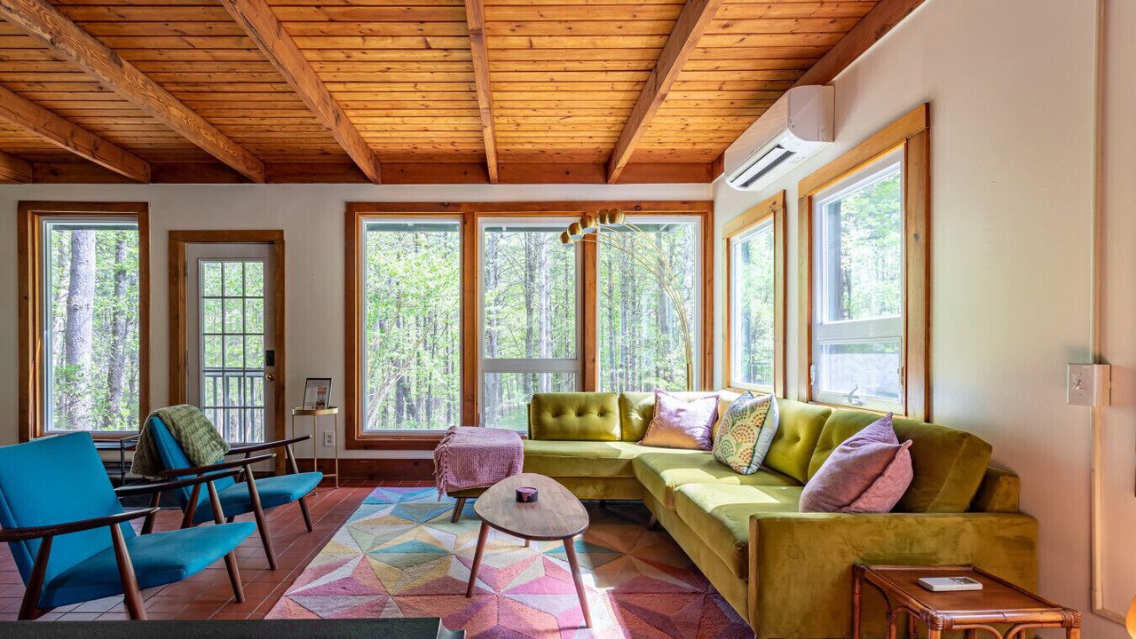 Photo of Bedroom in Saugerties