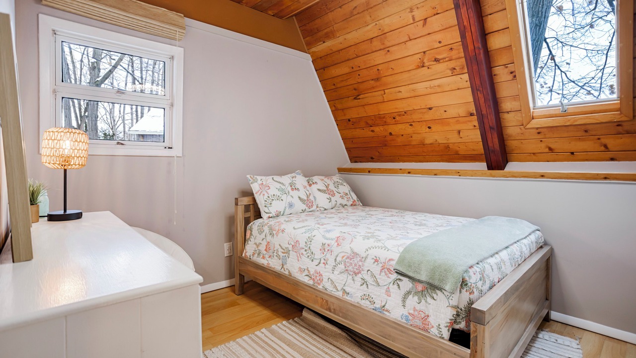 Photo of Bedroom in Town of Torrey