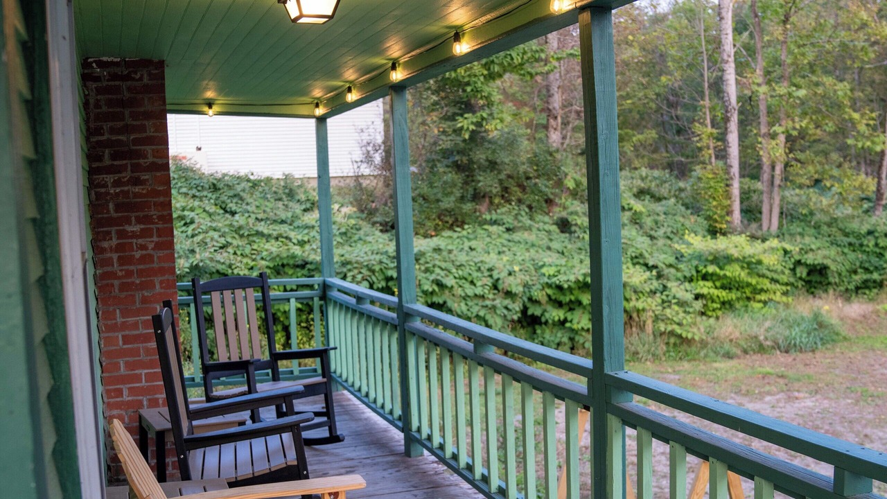 Photo of Patio Balcony in East Burke