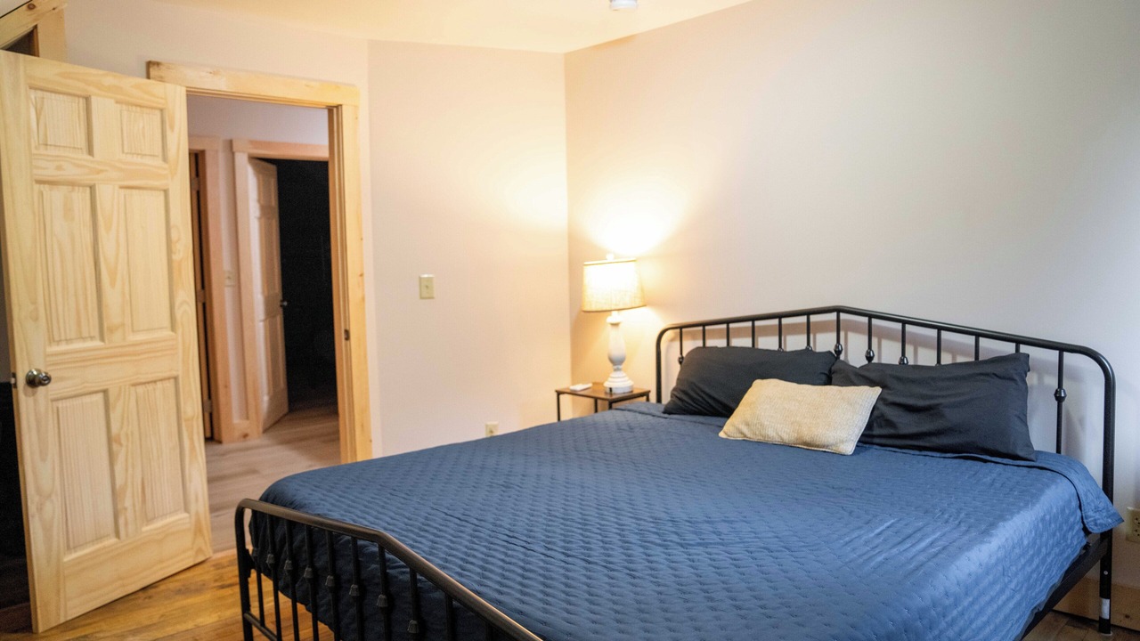 Photo of Bedroom in East Burke
