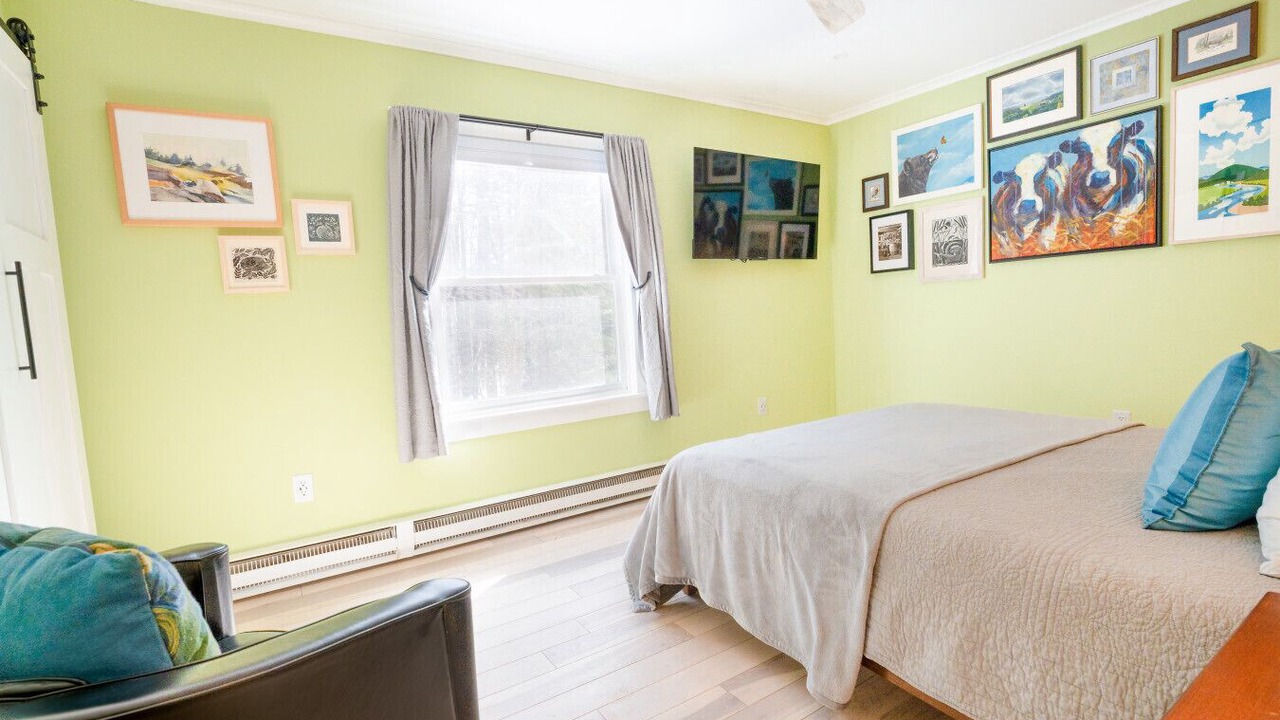 Photo of Bedroom in Mendon