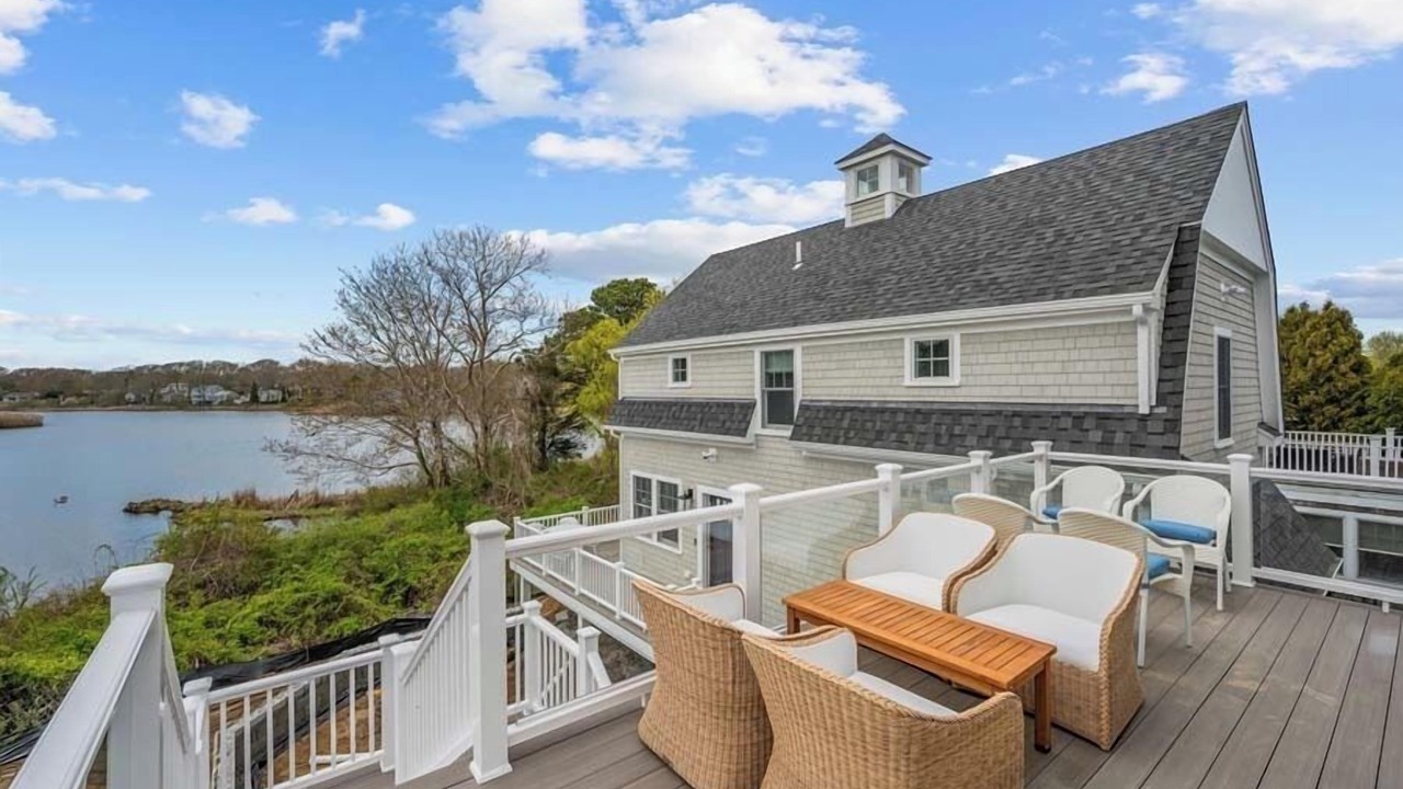 Photo of Patio Balcony in Hyannis