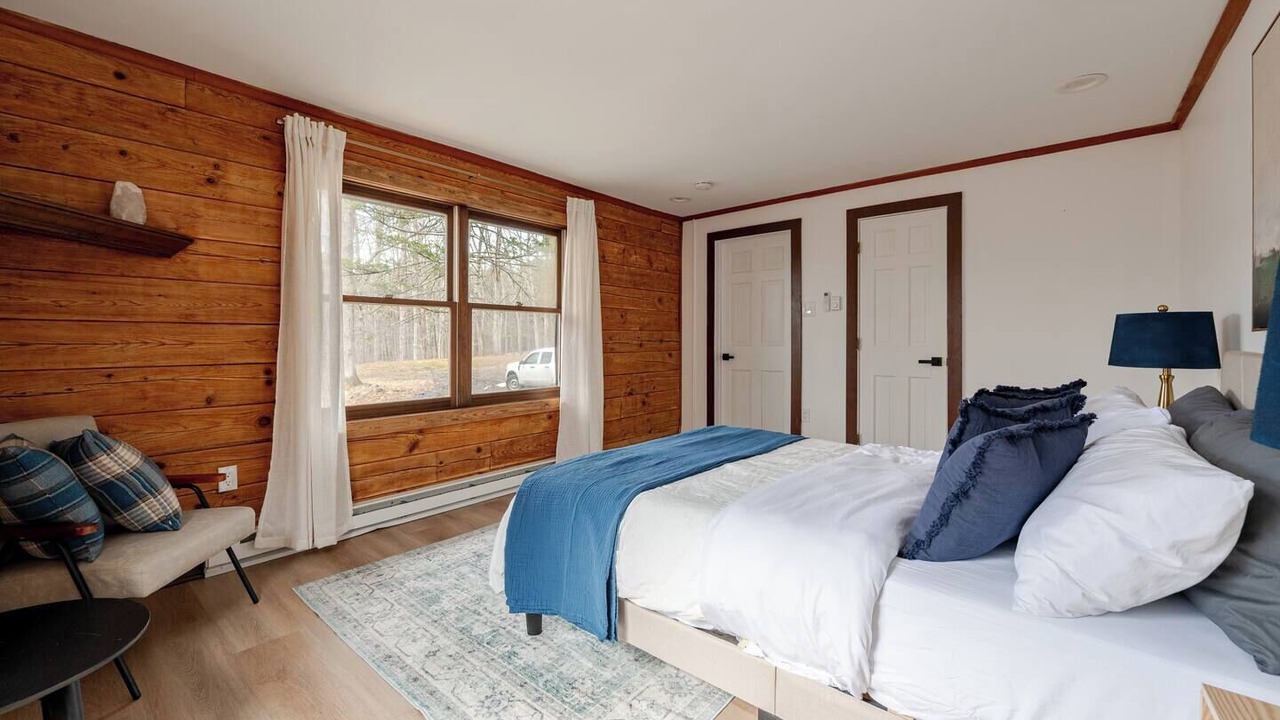 Photo of Bedroom in East Stroudsburg