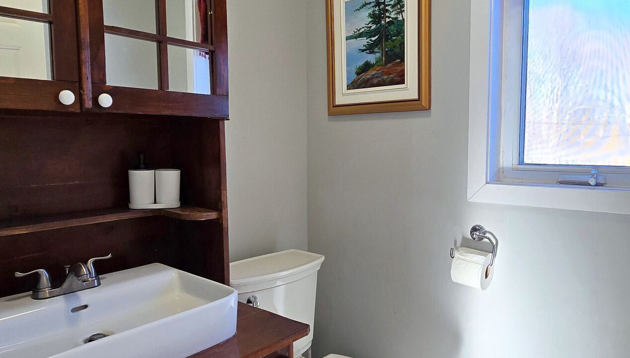 Photo of Bathroom in Argenteuil Regional County Municipality