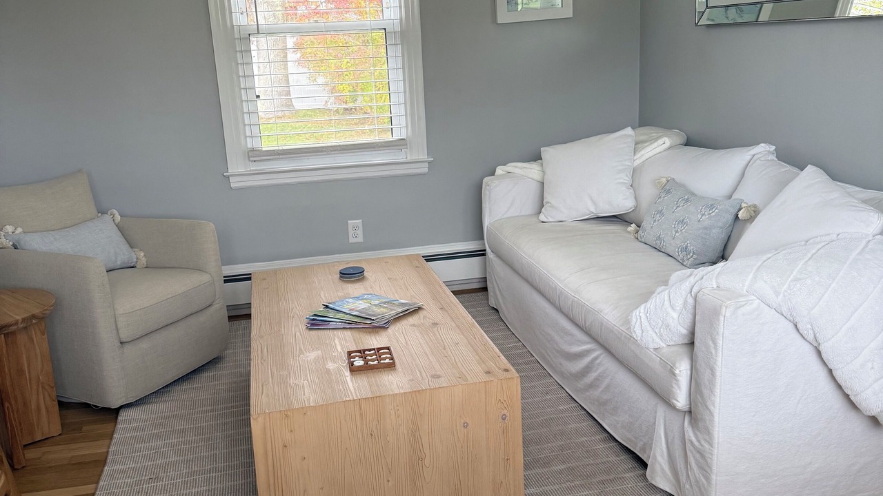 Photo of Livingroom in Westerly