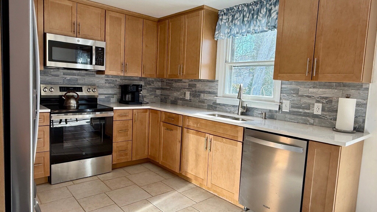Photo of Kitchen in Saunderstown