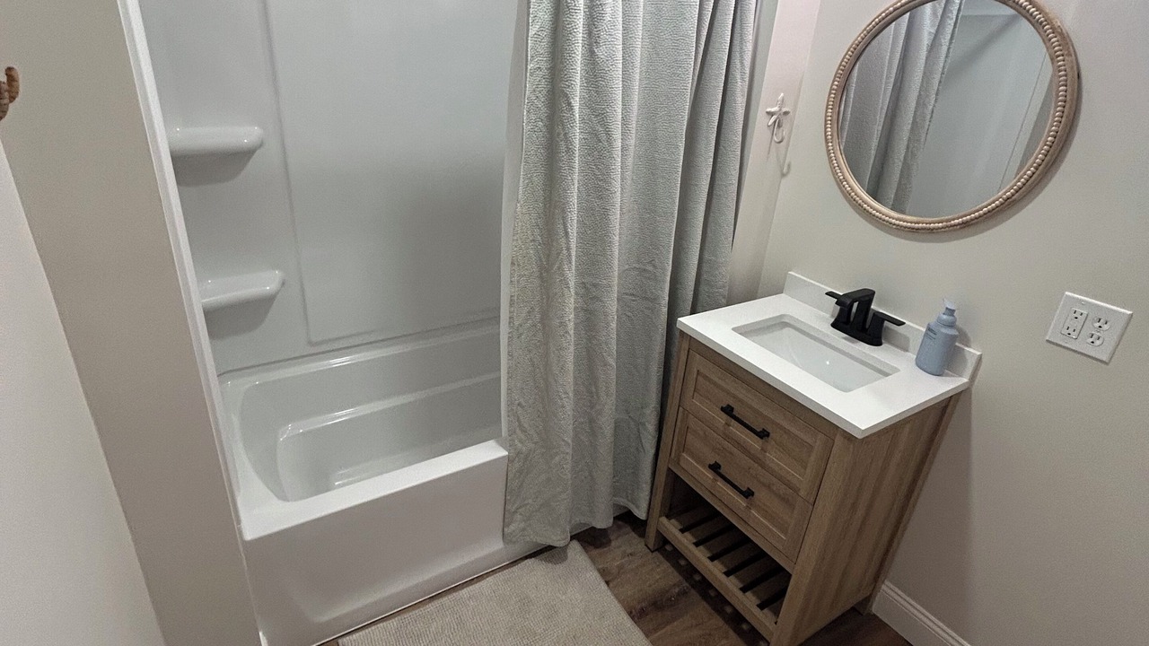 Photo of Bathroom in Niantic