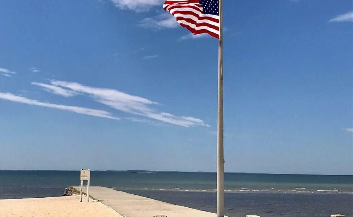 Photo of Others in Niantic