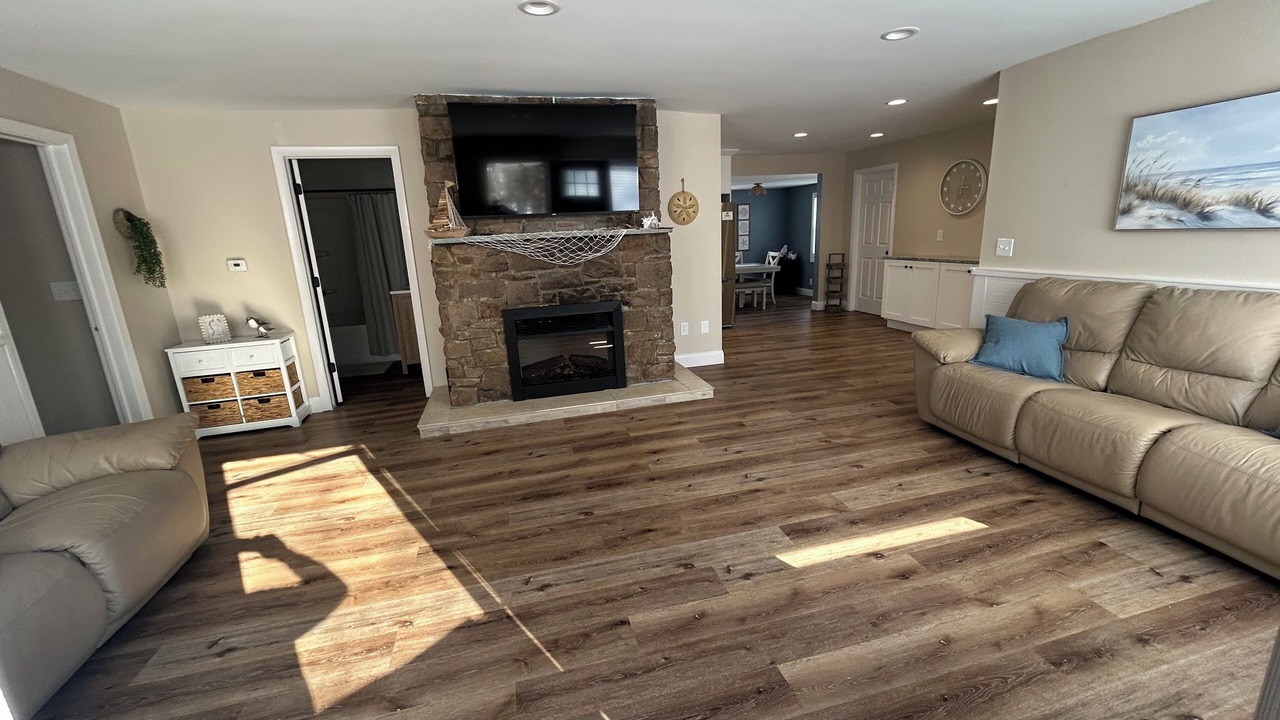 Photo of Livingroom in Niantic