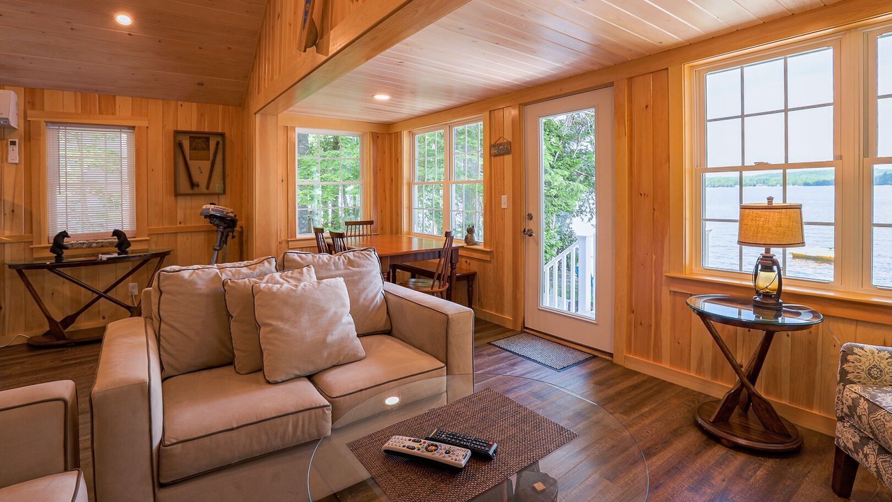 Photo of Livingroom in Otis