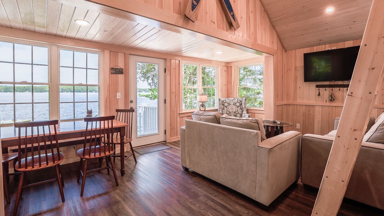 Photo of Livingroom in Otis
