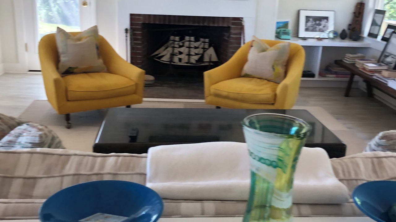 Photo of Livingroom in Chilmark